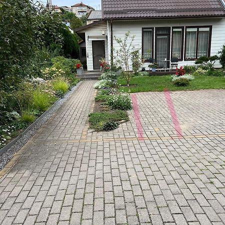 Center Studio Hause Каунас Экстерьер фото